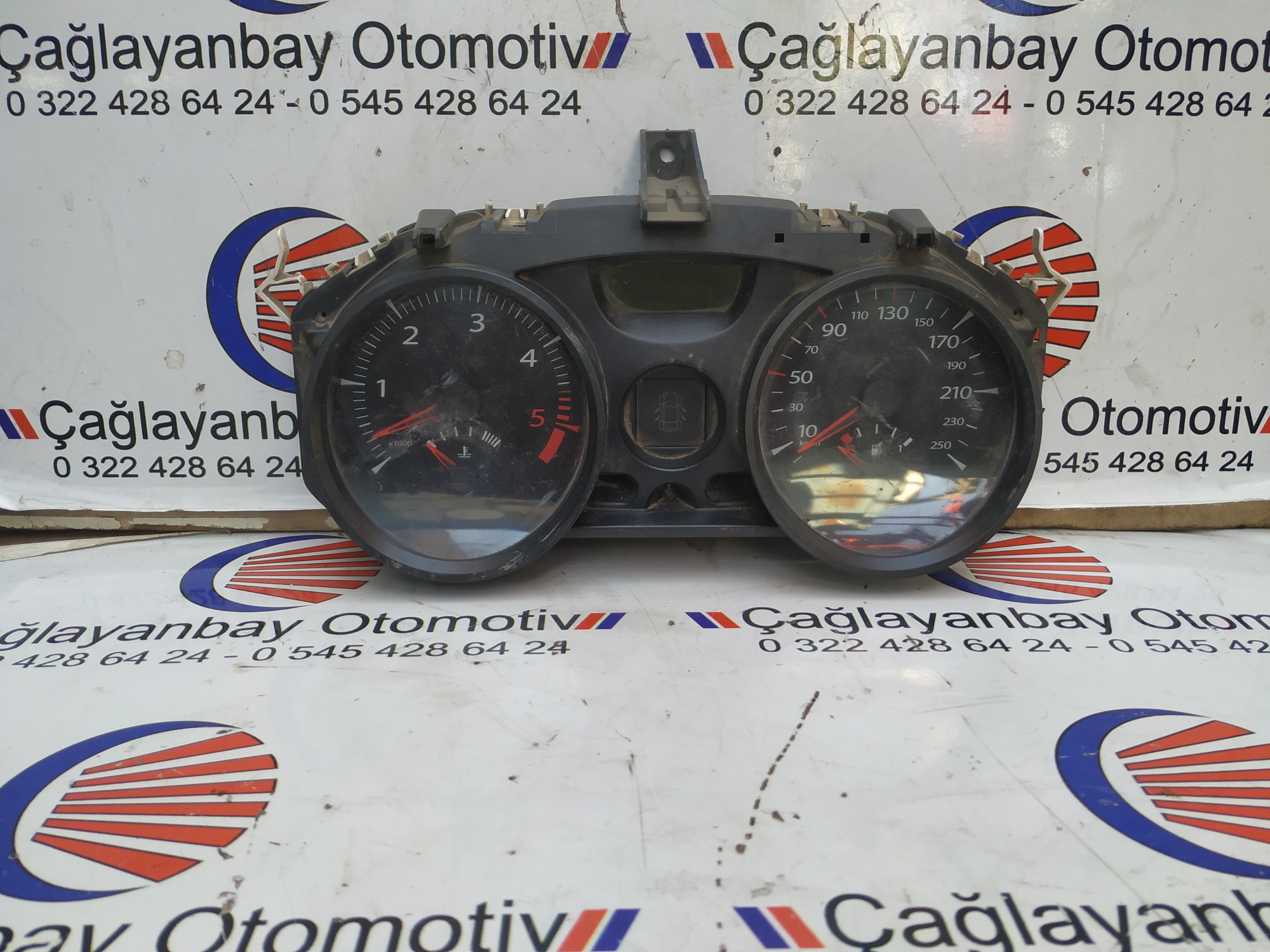 Renault Megane 2 kilometre saati